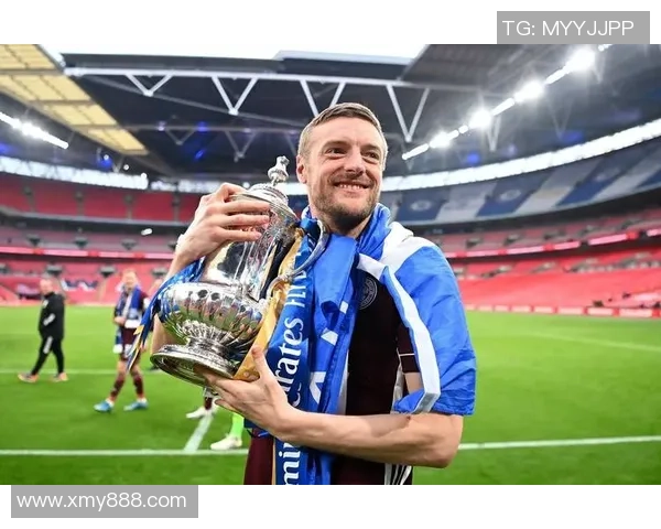 英国足球球星风采：探索英格兰足球巨星的传奇人生与赛场荣耀