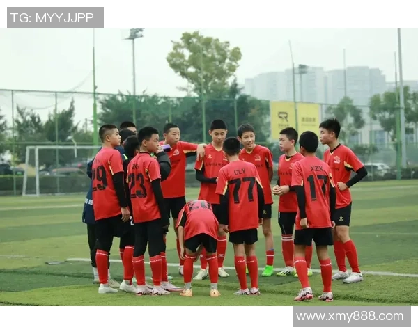 足球巨星看家绝技盘点闪耀球场的独门技巧与惊艳瞬间 足球巨星看家绝技盘点闪耀球场的独门技巧与惊艳瞬间