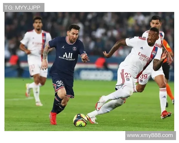 足球赛场风云再起 多位球星激烈冲突引爆全场焦点 足球赛场风云再起 多位球星激烈冲突引爆全场焦点